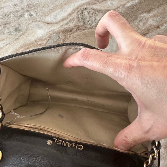 Authentic, Chanel Rafa handbag - Picture 6 of 8